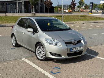 Toyota Auris 2.0D 2008 roč. - 8