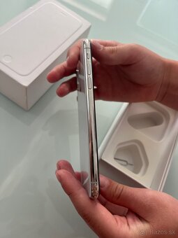 iPhone X 64GB - 8