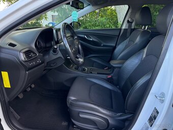 Hyundai i30 CW 1.6 CRDi 136 Style - 8