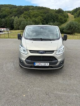 Ford Tourneo - 8