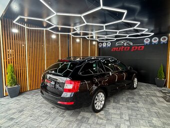 Škoda Octavia Combi 2.0 TDI Ambition DSG - 8