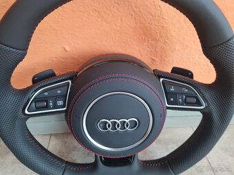 AUDI MULTIFUNKCNY VOLANT S AIRBAGOM A PADLAMI, červená niť - 8