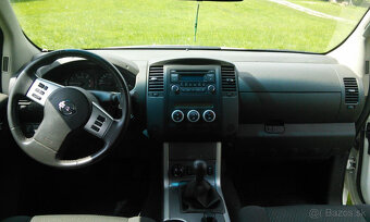Nissan Navara DoubleCab 2.5 dCi LE Long, kúpené v SK, úplná - 8