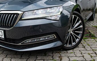 Škoda Superb 2.0 TDI SCR DSG - 8