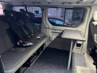 Opel Vivaro 2.5 cdti long - 8