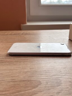 iPhone SE 128GB - 8