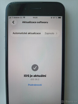 Apple iPhone SE 2020 - 8