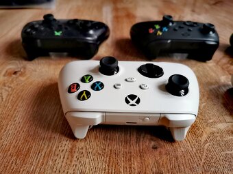 Ovládač Xbox Series /Xbox One Joystick - 8