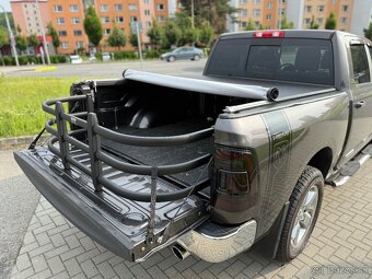 Dodge RAM 5.7 V8 HEMI--2018--4x4--TAŽNÉ 3.5t--159tkm - 8