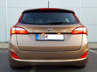✓ HYUNDAI I30 CW ✓1.4 CRDI 66kw ✓ Prvý majiteľ ✓NOVÁ STK EK - 8