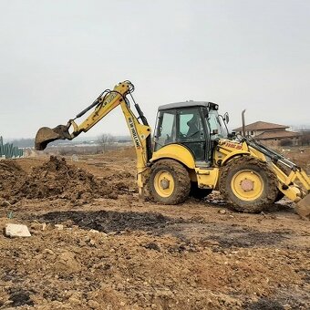 Buracie,zemné a výkopové práce - 8