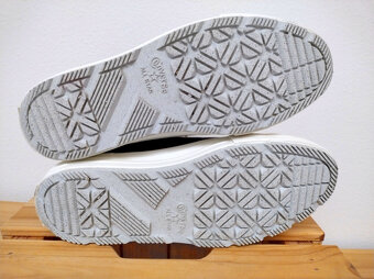 Damske tenisky Converse CHUCK TAYLOR AS BERKSHIRE BOOT - 8