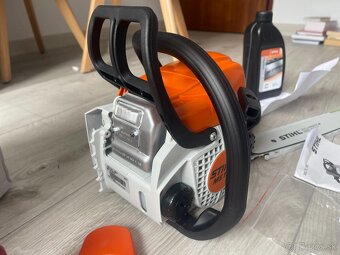 Predám ÚPLNE NOVÚ motorovú pílu Stihl MS170 a 2x olej - 8