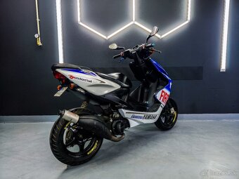 Yamaha Aerox 100 2T Rossi replica - 8
