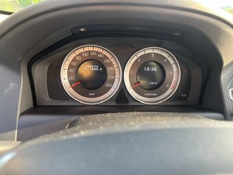 Volvo XC60, D4, 120kW - 8