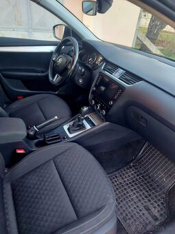 Škoda Octavia combi 3 FL 2017 DSG+FULL LED ACC - 8