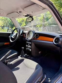 MINI COOPER CLUBMAN ONE R55 - 8