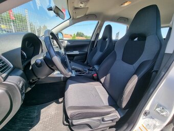 Subaru Impreza 2.0 Sport za 7.600 € - 8