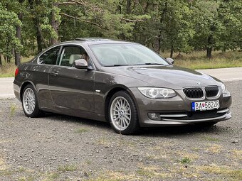 BMW 330i xDrive e92 - 8