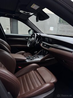 Alfa Romeo Stelvio Q4 - 8