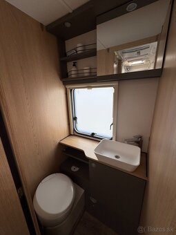 Prenájom autokaravanu exkluzívny LMC Tourer Lift H 730 G - 8