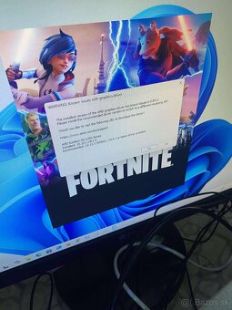 Predám starší herný pc i5 8 gb ram ssd 240 gb 1 gb gpu - 8