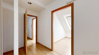NA PREDAJ priestor v centre Trnavy – Halenárska ulica - 8
