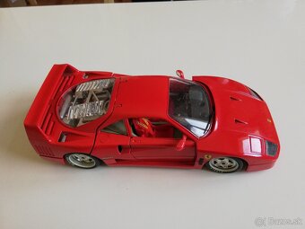 1:18 FERRARI F40 - 8