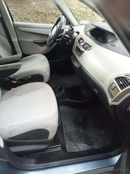 Citroen C4 Grand Picasso - 8