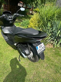 Honda pcx 125 8/2024 1300km - 8