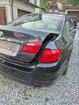 Rozpredám na náhradné diely BMW 520d F10 sedan - 8