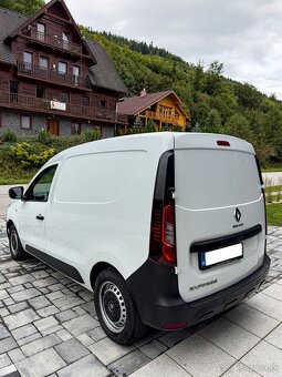 Renault Express 1.5DCi 70KW M6 r.v 2022 - 8