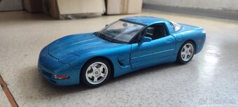 Corvette 1/18 Bburago - 8