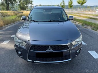 Mitsubishi Outlander 2.0D 7-miest 103KW 4x4 - 8