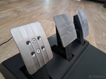 Thrustmaster T300 RS GT - 8
