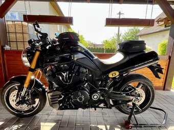 Yamaha MT-01 - 8