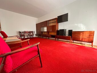 Exkluzívne na prenájom 4 izbový byt v Nitre - Chrenová 1 - 8