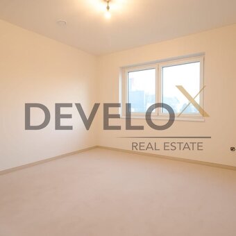  EXKLUZÍVNE  Na predaj  4-izbový bungalov – Veľký Grob - 8