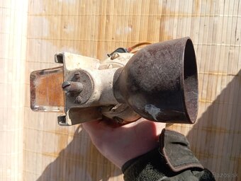 Predám veľmi starý elektrický mlynček na kávu - 8