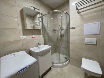 Moderný 1-izb. byt s balkónom a garážovým parkovacím miestom - 8