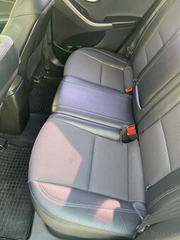 Hyundai I30 CW Kombi 1.6 CRDi 94kW - 8