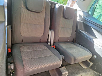 Predám Vw Sharan 7N 2,0 TDI 103 KW 4MOTION 4x4, 7 miest - 8