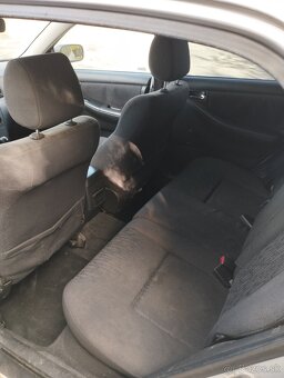 Toyota Corolla 1.6 benzín - 8