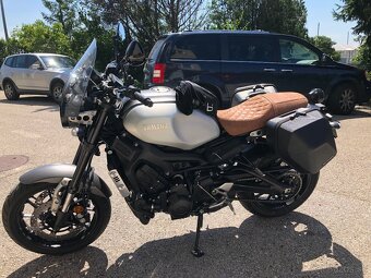 Yamaha XSR 900 - 8