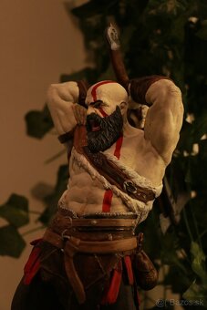 Kratos figurka 47cm - 8