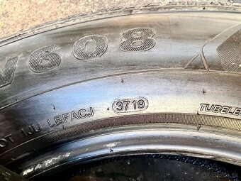 225/60 R17 zimne pneumatiky 2 ks - 8