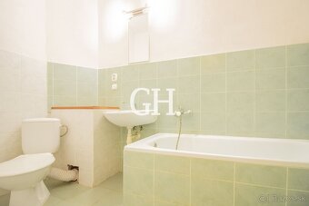 REZERVOVANÉ - Kompletná rekonštrukcia - 2-izbový byt s loggi - 8