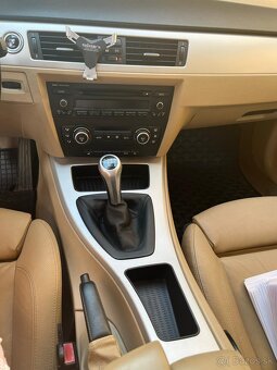 BMW 318d - 8