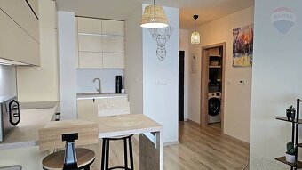 Predaj 2 izbový byt 48.6 m2, 3p. s balkónom a skladom, Rivie - 8