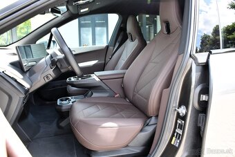BMW iX xDrive40 FULL VÝBAVA SR ZÁRUKA 12_000_KM_DPH_2024 - 8